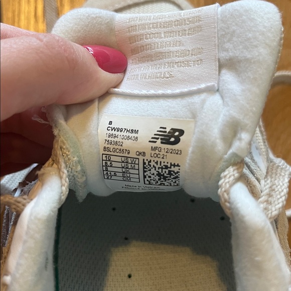 New Balance 997H Women's Sneakers Sz 10 - Picture 9 of 11